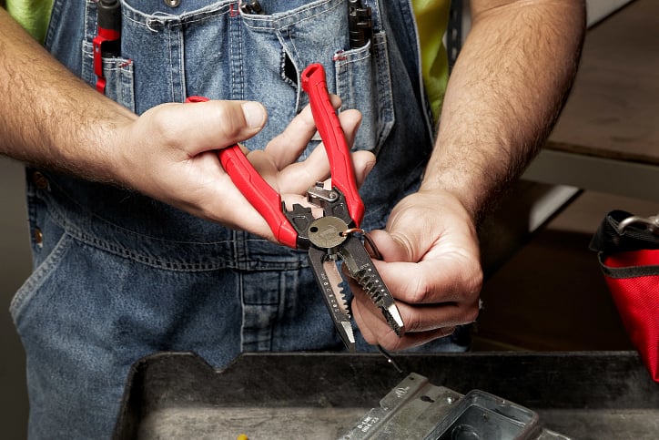 7-in-1-pliers