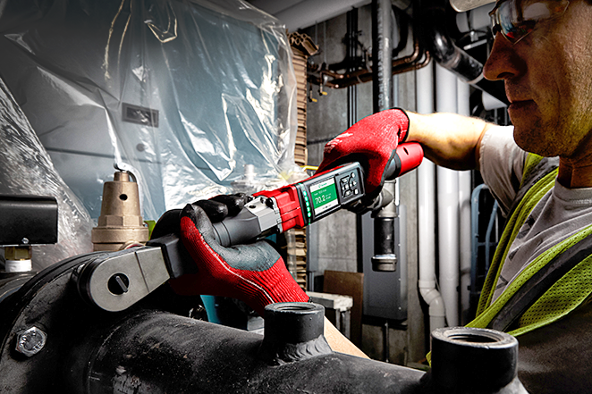 Construction Infographic: Should I Repair or Replace My Tools?