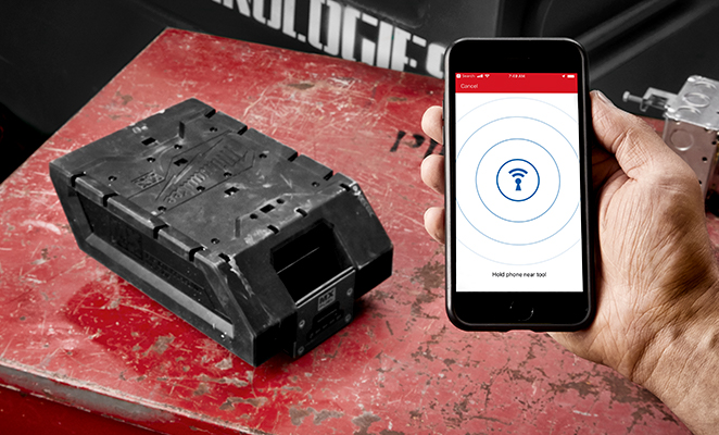 Milwaukee®’s REDLITHIUM™ XC406 Battery Pack can be tracked using the ONE-KEY app