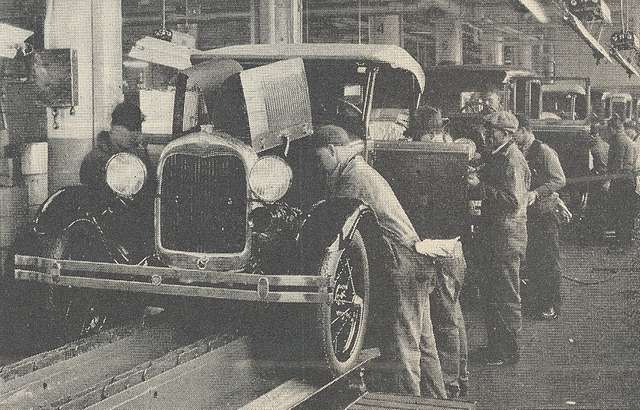ford-assembly-line